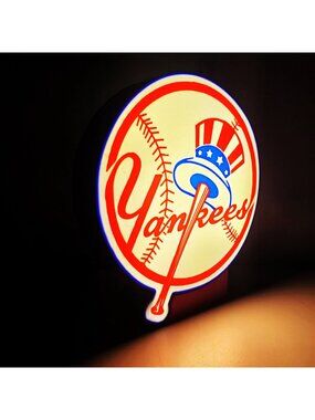 New York Yankees 9" LED Light Box Sign - USB Powered with Dimmer